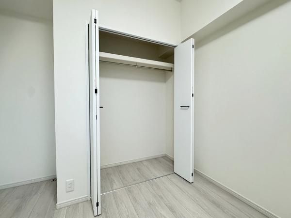 Renovated 3LDK Apartment in Ome City Near Kawabe Station - Thumbnail 2