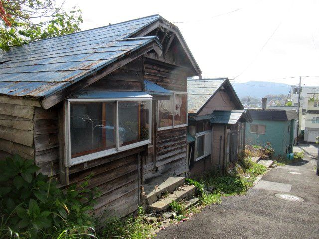 Land for Sale in Otaru, Hokkaido with Existing Old House - Thumbnail 4