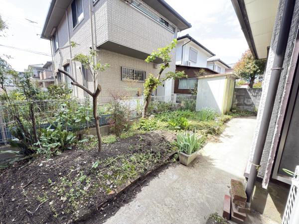4DK House in Yamatotakada - 84㎡ with Parking - Thumbnail 2