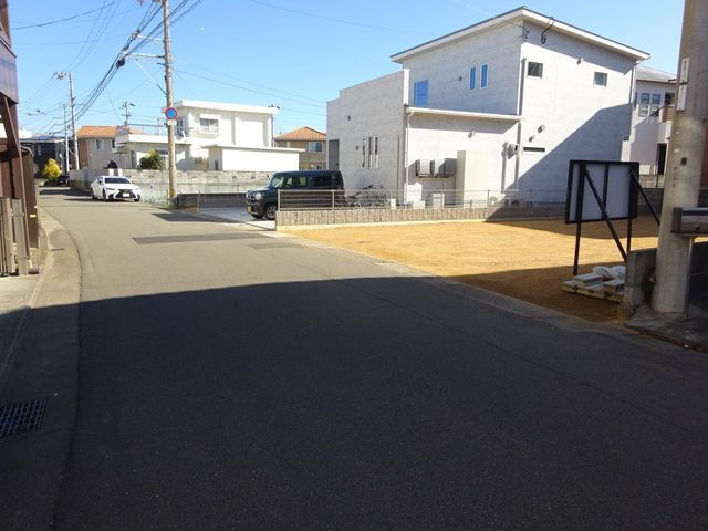 292.39 sqm Vacant Land for Sale in Minami Showa-cho, Tokushima - Thumbnail 4