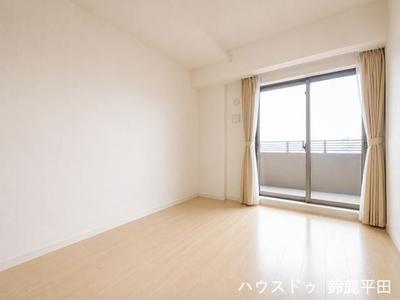 3SLDK Apartment for Sale Near Tomida Station in Yokkaichi — Interior, Yokkaichi, Mie