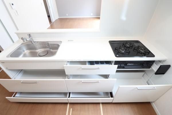 Renovated 4LDK Family Home in Shibata with 61 Tsubo Land - Thumbnail 3