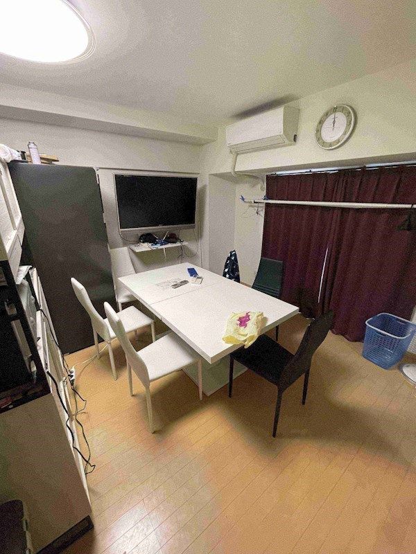 3LDK Apartment in Kitakyushu with Dual Balconies - Thumbnail 3