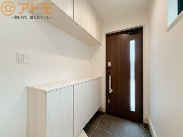 Modern 4LDK House Near Sakurabashi Station in Shizuoka - Thumbnail 3