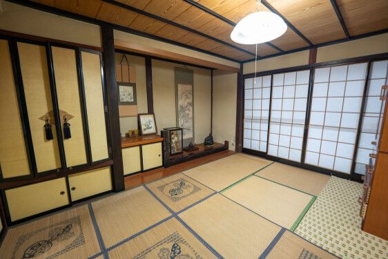 Retro Updated 3DK House for Rent in Himi City, Toyama - Thumbnail 2