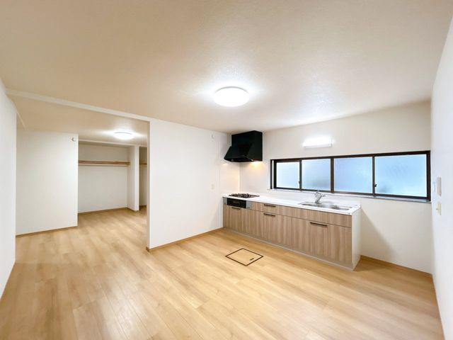 Renovated 8LDK House for Sale in Sakata, Yamagata - Thumbnail 3