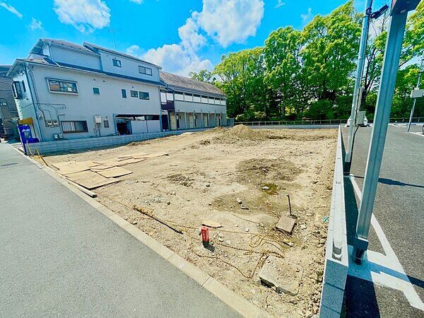 New 3LDK+S House for Sale in Kitakasai, Edogawa-ku, Tokyo - Thumbnail 3