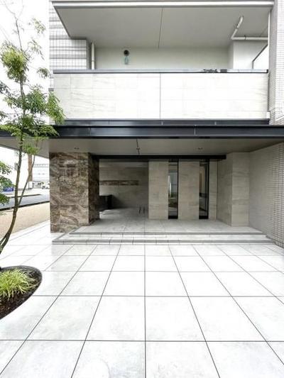 3LDK Apartment for Sale in Hikone, Shiga – 65.4 sqm — Front_door, Hikone, Shiga