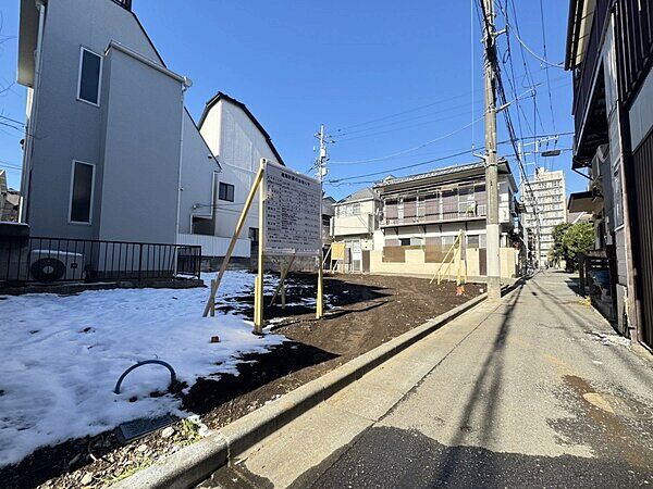 Land for Sale in Suginami, Tokyo - Corner Plot Near Shin-Koenji Station - Thumbnail 4
