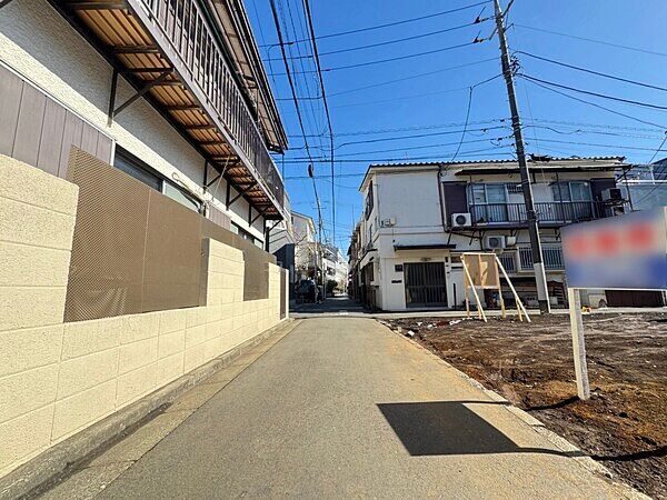 Land for Sale in Suginami, Tokyo - Corner Plot Near Shin-Koenji Station - Thumbnail 3
