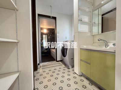 4LDK House Near Nishimuta Station in Chikugo — Image 3, Chikugo, Fukuoka