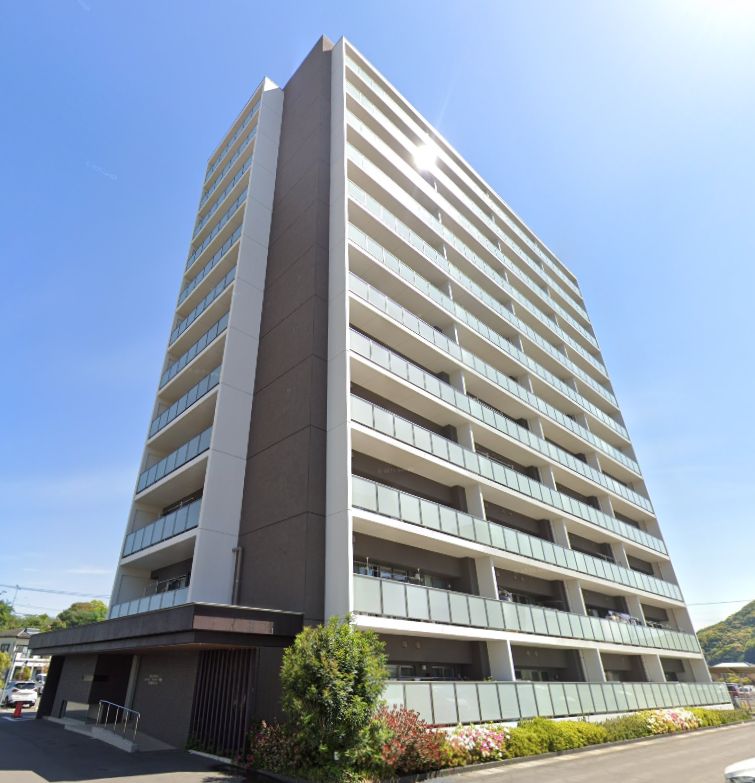 3LDK Apartment for Sale in Kikitsu, Isahaya - Douguran Station Town - Image 1