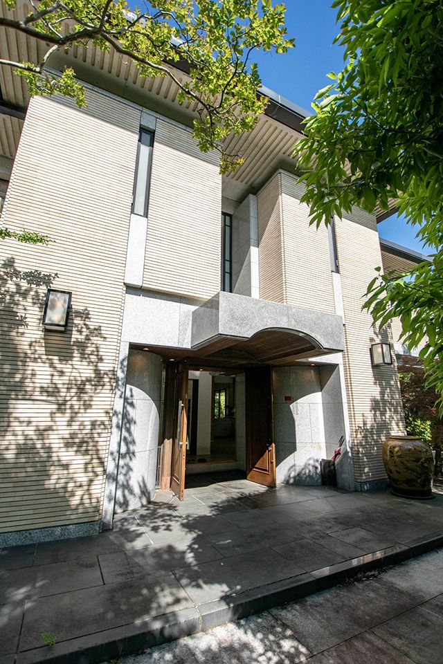 Luxury 11LDK Estate at Foot of Mt. Sogagaoka, Kyoto - Thumbnail 2