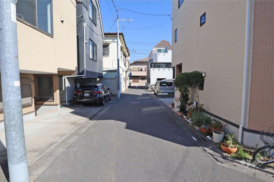 Renovated 3LDK House in Ota Ward Near Omori Station - Thumbnail 2