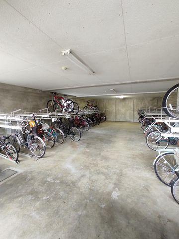 Monarch Gotemba 3LDK Apartment with Private Garden Near Station — Image 13, Gotemba, Shizuoka