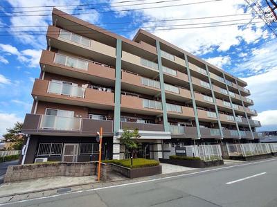 Monarch Gotemba 3LDK Apartment with Private Garden Near Station — Image 10, Gotemba, Shizuoka
