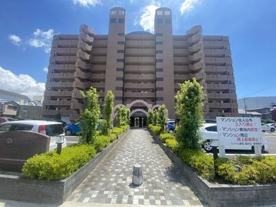 4LDK Apartment in Inazawa - Chateau Aimatsu Inazawa III — Image 1, Inazawa, Aichi