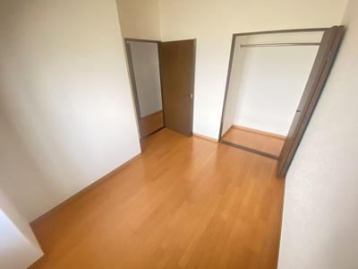 4LDK Apartment in Inazawa - Chateau Aimatsu Inazawa III — Image 2, Inazawa, Aichi