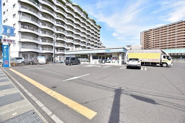 Tokan Grand Mansion No.5 3LDK Apartment for Sale in Kagoshima - Thumbnail 2