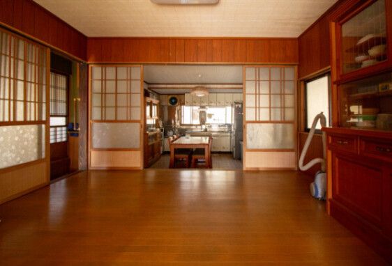 100-Year-Old Farmhouse with Land for Sale in Matsusaka, Mie - Thumbnail 3