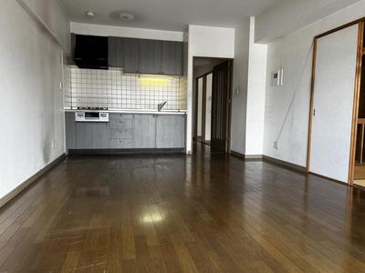 Eclair Tokuriki 3LDK Apartment for Sale in Kitakyushu — Image 2, Kokura Minami, Fukuoka