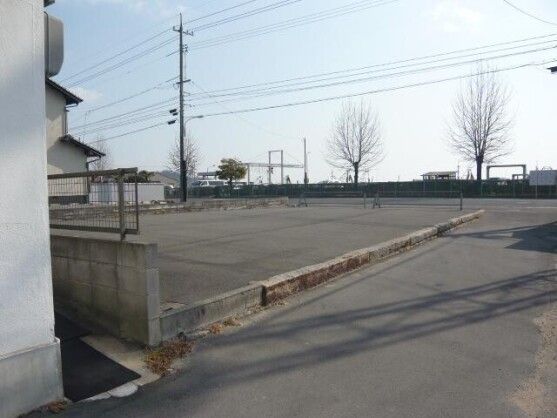 Land Plot for Sale in Asakuchi, Okayama - 207 sqm Vacant Land - Thumbnail 3