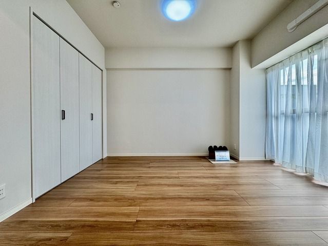 Renovated 2SLDK Apartment for Sale in Kasukabe, Saitama - Thumbnail 3