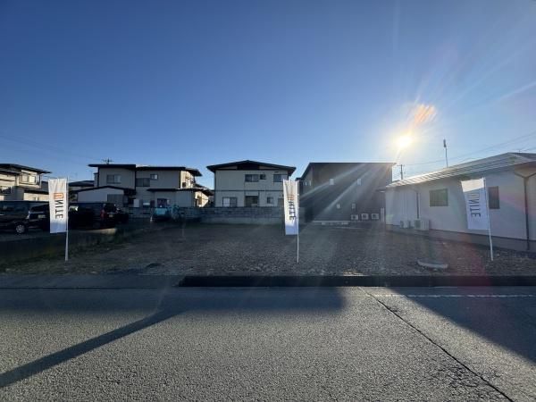Land Plot in Yamagata City - Quiet Residential Area with Building Potential - Thumbnail 3