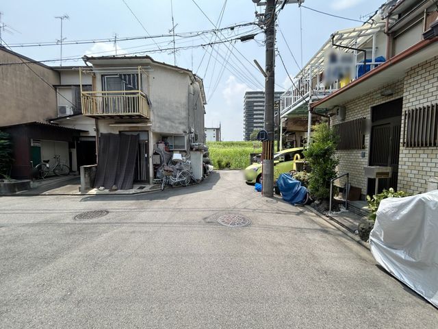 Land for Sale in Fushimi, Kyoto - 45.62 sqm Plot with Old House - Thumbnail 2