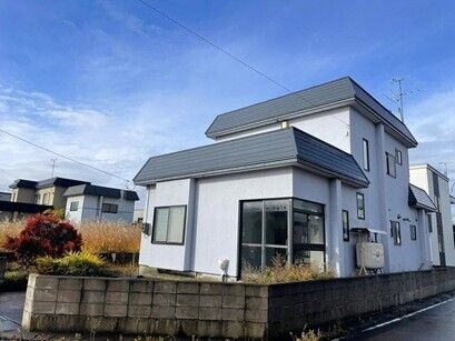 4LDK Corner Lot House for Sale in Kuroishi, Aomori - Thumbnail 2