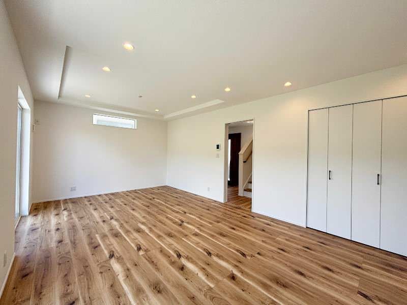 New 4LDK Detached House for Sale in Okinawa City, Okinawa - Thumbnail 4