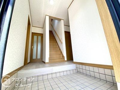 4LDK House for Sale in Yamatokoriyama, Nara Prefecture — Image 1, Yamatokoriyama, Nara