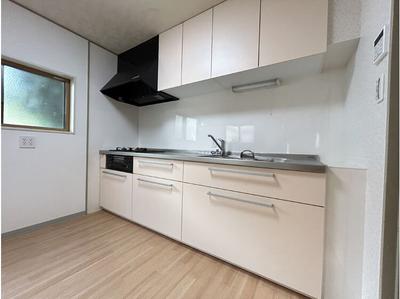 Renovated 4DK House for Sale in Komatsumai, Kanazawa — Image 4, Kanazawa, Ishikawa