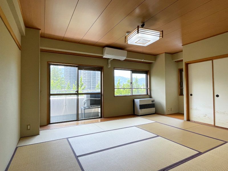 1LDK Apartment for Sale in Yuzawa, Niigata - 49.73sqm - Thumbnail 2