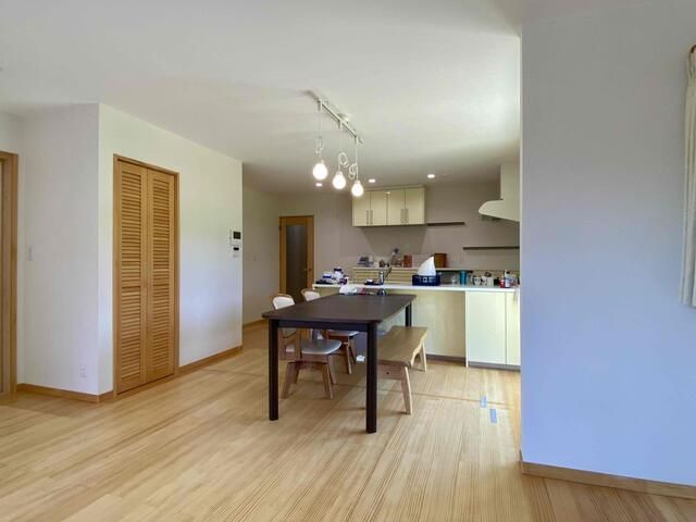 5SLDK House in Jōsō City with Second Living Room - Thumbnail 4