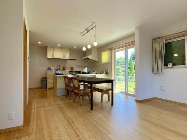 5SLDK House in Jōsō City with Second Living Room - Thumbnail 3
