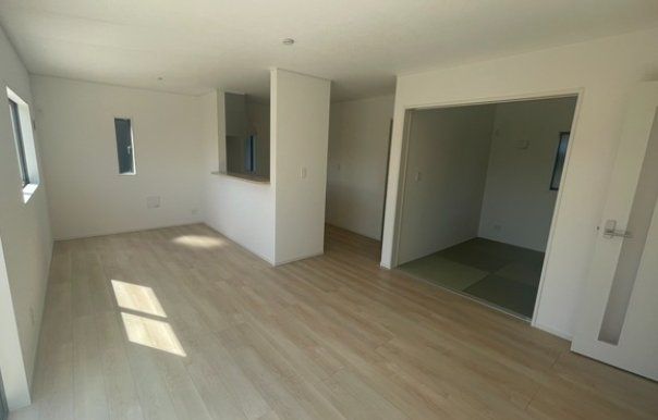 New 4LDK House for Sale in Matsue, Shimane with Parking - Thumbnail 3