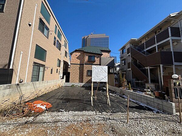 Land for Sale in Izumi, Suginami, Tokyo - No Building Conditions - Thumbnail 2