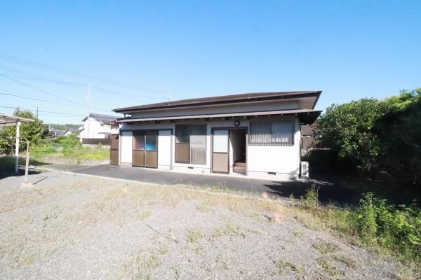 7SLDK Family Home with Seismic Upgrades in Kakegawa - Thumbnail 3