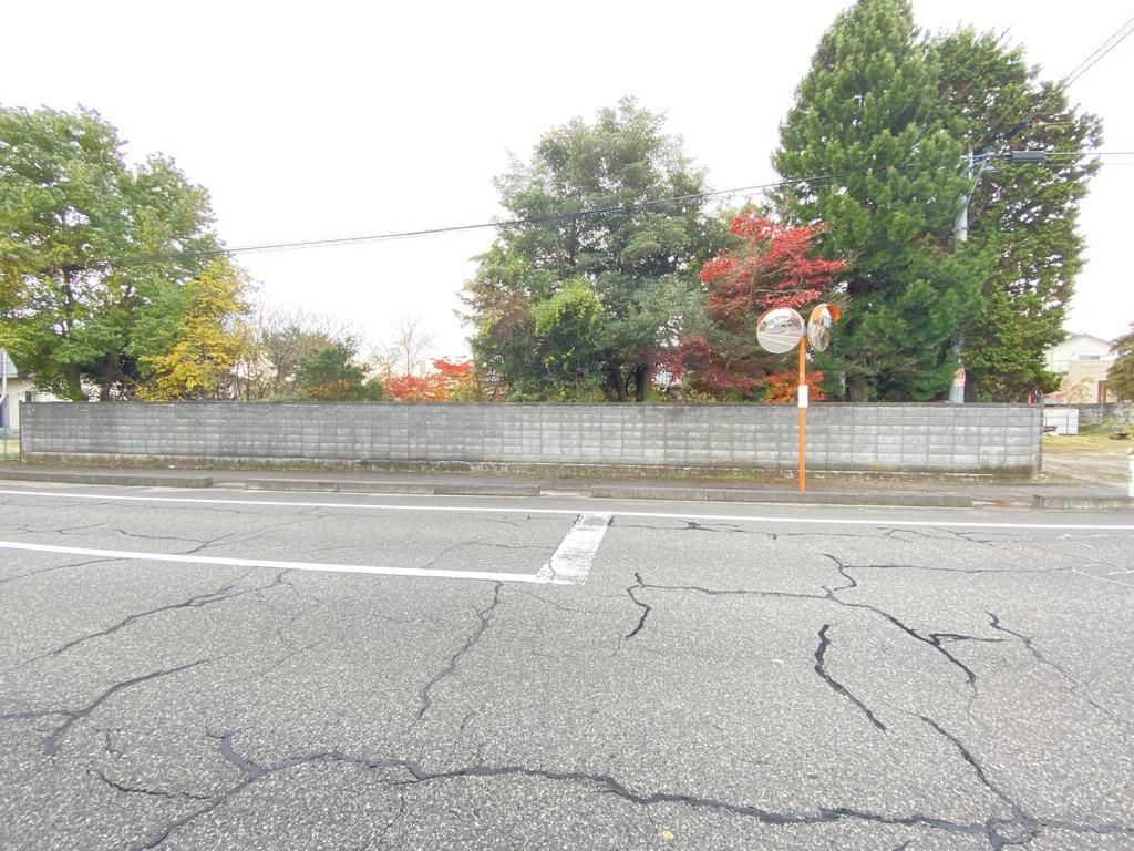 Land for Sale in Seiro, Niigata - 209.52 sqm Plot - Thumbnail 3
