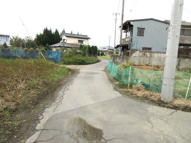 298 sqm Vacant Land for Sale in Isesaki, Gunma | Near Sakaimachi Station - Thumbnail 3