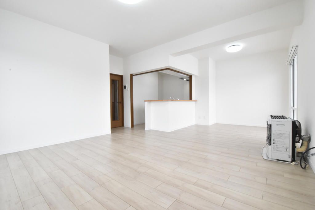 4LDK Apartment Near Ebetsu Station, Hokkaido - Thumbnail 4