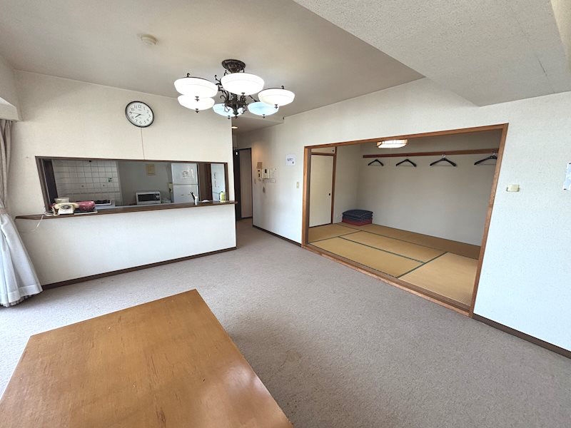Atami condo with rooftop onsen near MOA Museum - Thumbnail 4