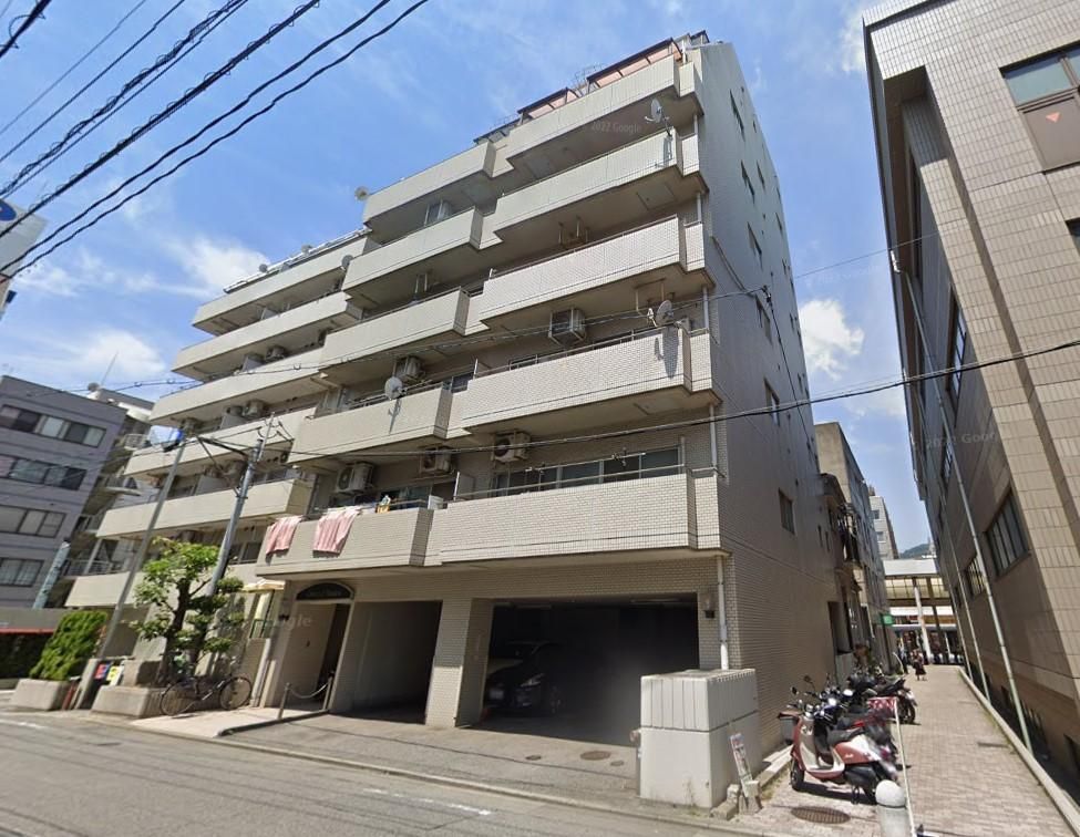 2LDK apartment in Kure City with spacious layout - Thumbnail 2