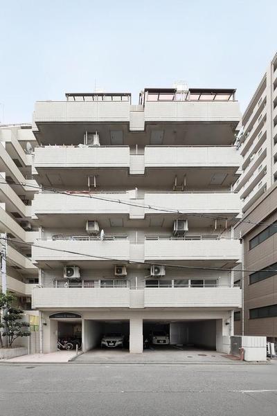 2LDK apartment in Kure City with spacious layout — Image 1, Kure, Hiroshima