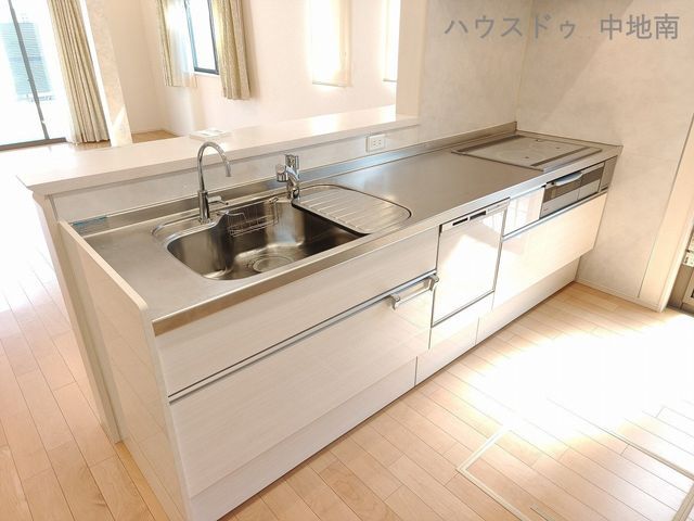 4LDK Tama Home Built House in Himeji with 3 Parking Spaces - Thumbnail 4