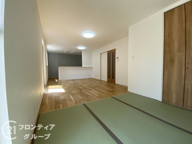 New 3SLDK House for Sale in Akashi, Hyogo - Thumbnail 2