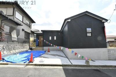 New 4LDK Single-Story Home in Kawanishi Waterlight Hills — Image 1, Kawanishi, Hyogo