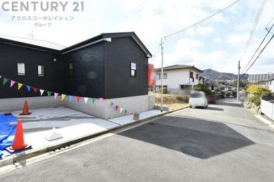 New 4LDK Single-Story Home in Kawanishi Waterlight Hills — Image 1, Kawanishi, Hyogo
