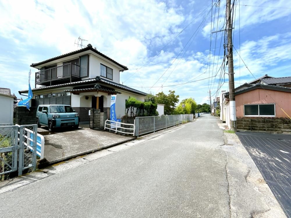 4LDK Detached House for Sale in Yatsushiro, Kumamoto - Thumbnail 2